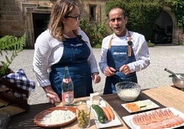 'Hoy cocinamos con...' José Ángel 'Chili' García, de Finca San Juan, gambas en gabardina