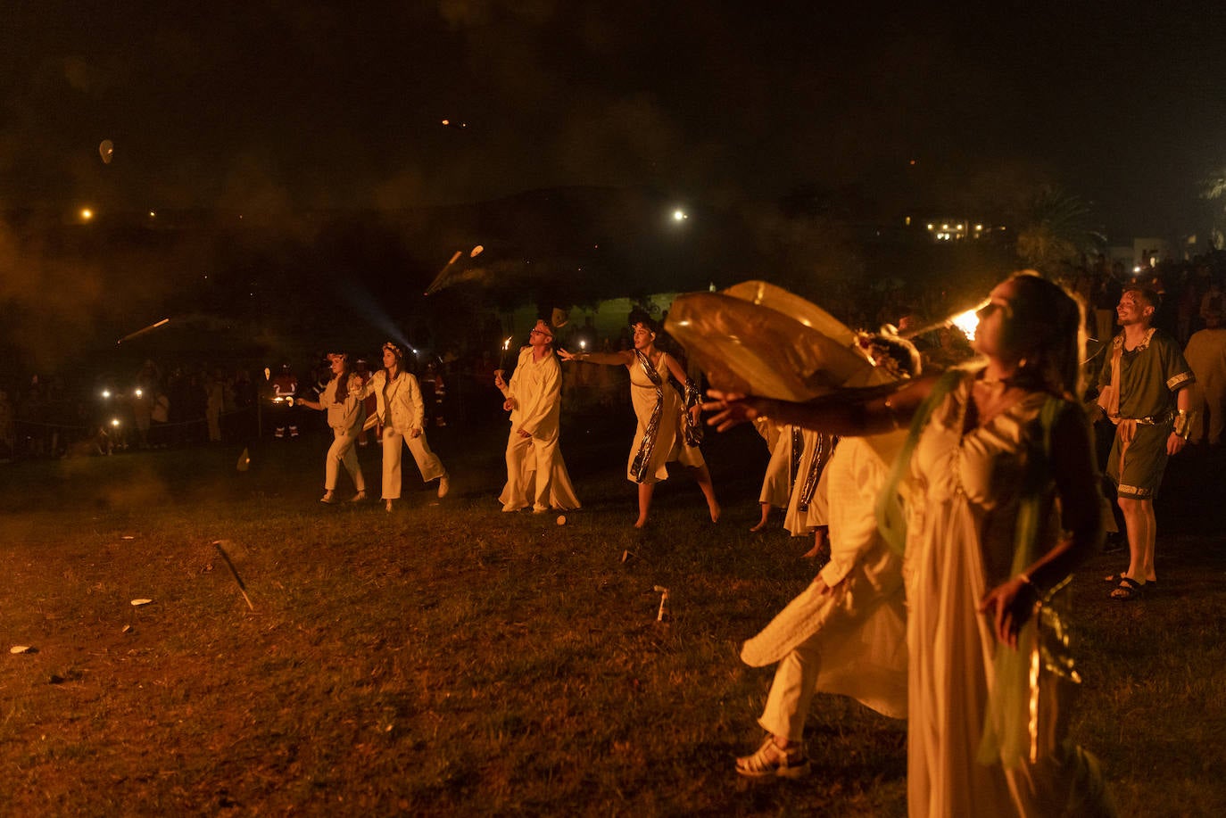 Performance en San Juan de la Canal, una de las citas multitudinarias de anoche