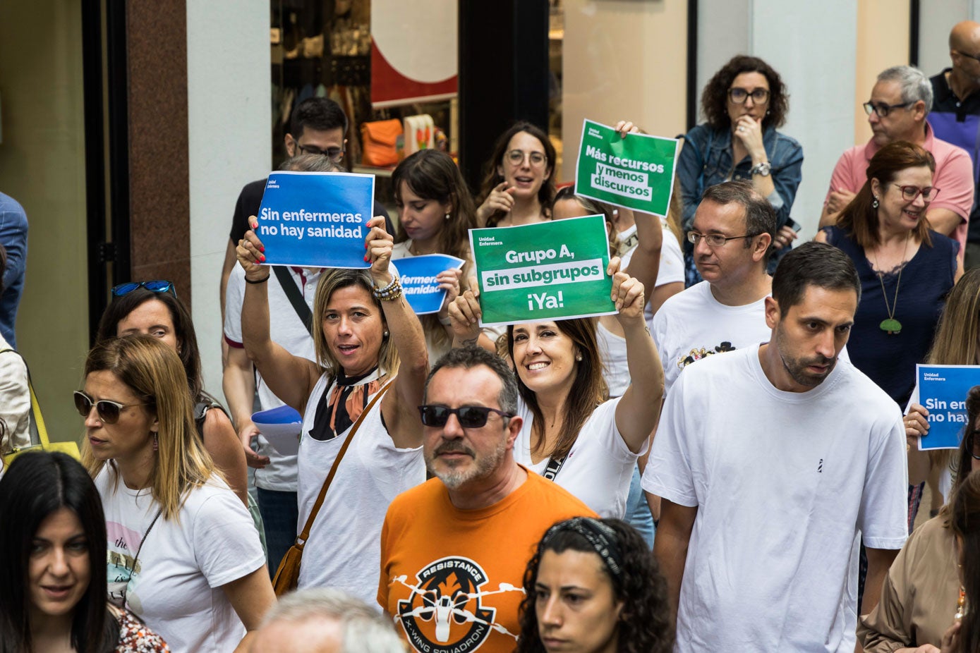 «Más recursos y menos discursos», una de las pancartas que se han visto este miércoles