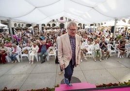 La Feria del Libro se estrena con la plaza llena