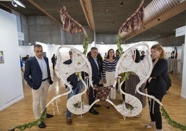 José María Martínez, concejal de Cultura de Reinosa; César Díaz, presidente de la Autoridad Portuaria; Gema Igual, alcaldesa de Santander; y Eva Guillermina Fernández, consejera de Cultura.