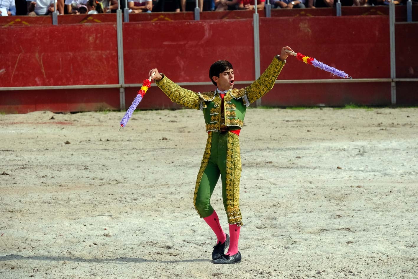 Eduardo Rodríguez colocó con éxito las banderillas. 