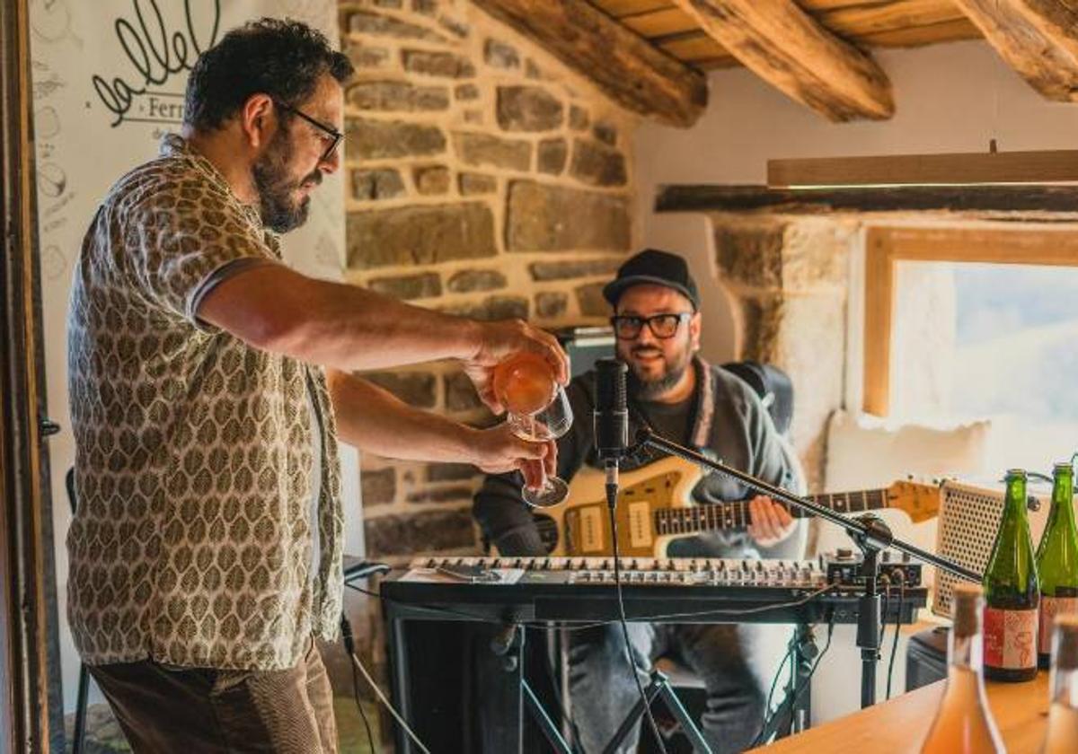 Un nuevo ciclo de conciertos, 'A lo rural en vivo', se asoma a La Lleldiría