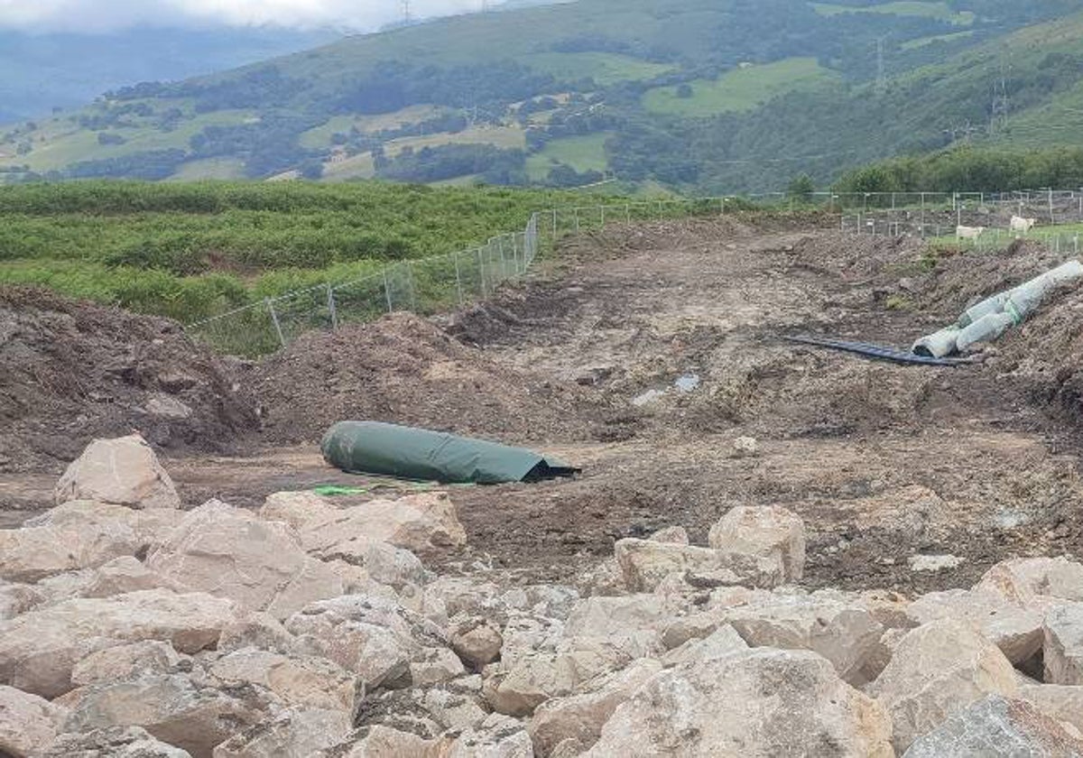 Los grupos ecologistas han denunciado las obras en las turberas de Molledo.