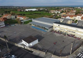 Vista aérea del colegio Eloy Villanueva, uno de los centros educativos públicos donde se pretende actuar.