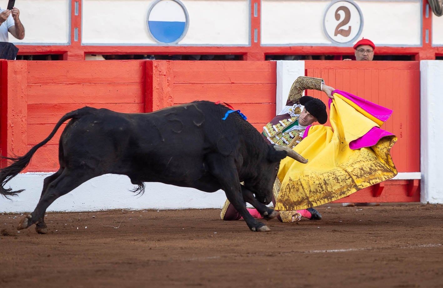 Afarolado de Fernando Adrián