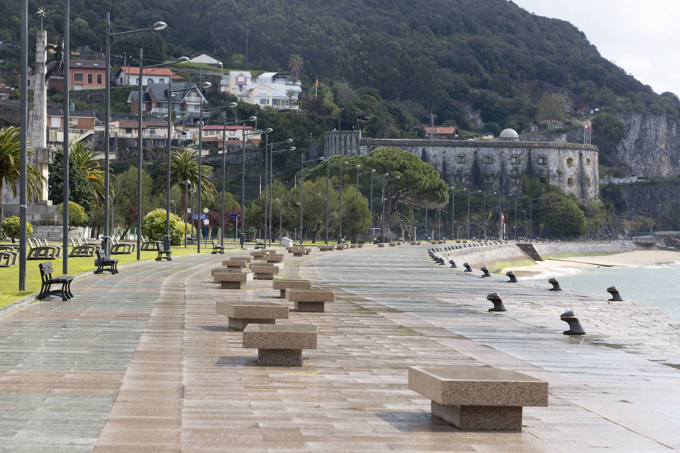 Santoña es uno de los municipios cántabros que corren mayor peligro, según Greenpeace: el 70% de sus calles están en zona de riesgo de inundación. 