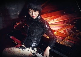 El piano es uno de los pilares de esdta edición del FIS. Uno de los focos escénicos es Yuja Wang, talento, energía y excelencia que actúa el día 9 en la Sala Argenta.