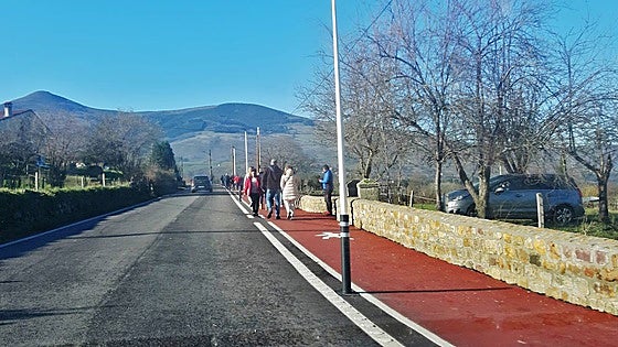 Silió reivindica una carretera que lleva prácticamente dos siglos de retraso