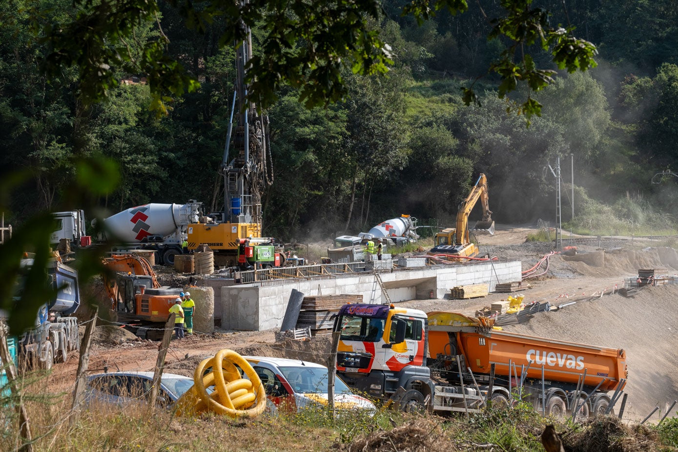 Trabajos de hormigonado en uno de los puntos del trayecto.