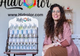 Raquél Muñoz, dueña de Hidrolor, una de las emprendedoras beneficiadas de los microcréditos.