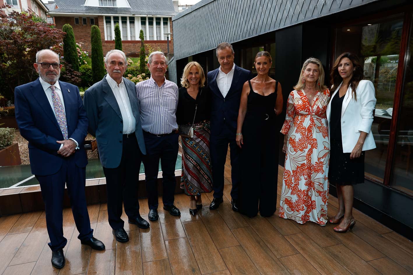 Pedro González, Julio Braun, Leo Álvarez, Gema Fernández, Miguel Díaz, Eva Fernández, Marisa Maldonado y Reyes Casanueva.