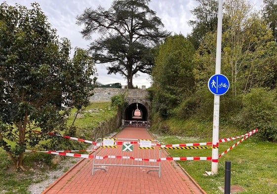 Así es como el Ayuntamiento cerró el túnel en el mes de abril.