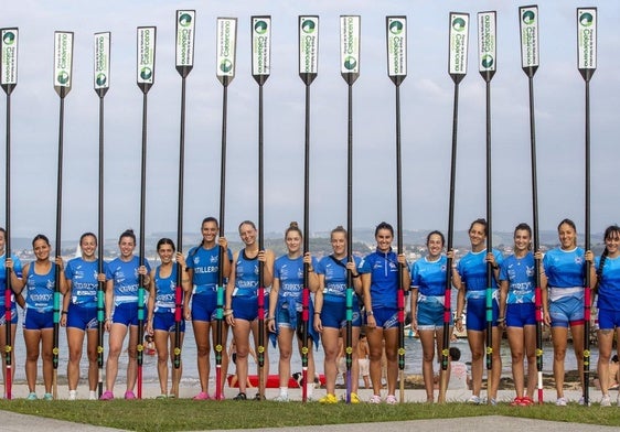 Las remeras de la San José de Astillero posan antes de salir a entrenar.