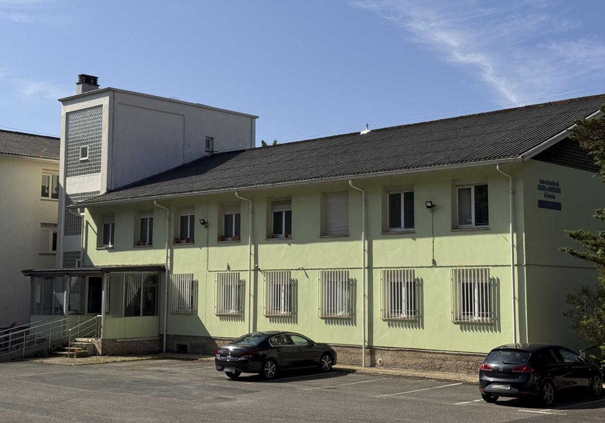 Edificio del antiguo CAIF en la calle General Dávila de Santander.