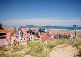 Uno de los mayores atractivos del festival son los campeonatos de surf.