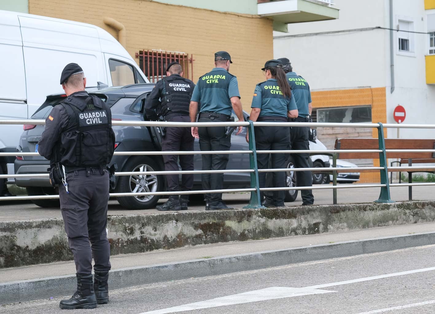 En el operativo participaron más de medio centenar de agentes de varias unidades de la Guardia Civil.