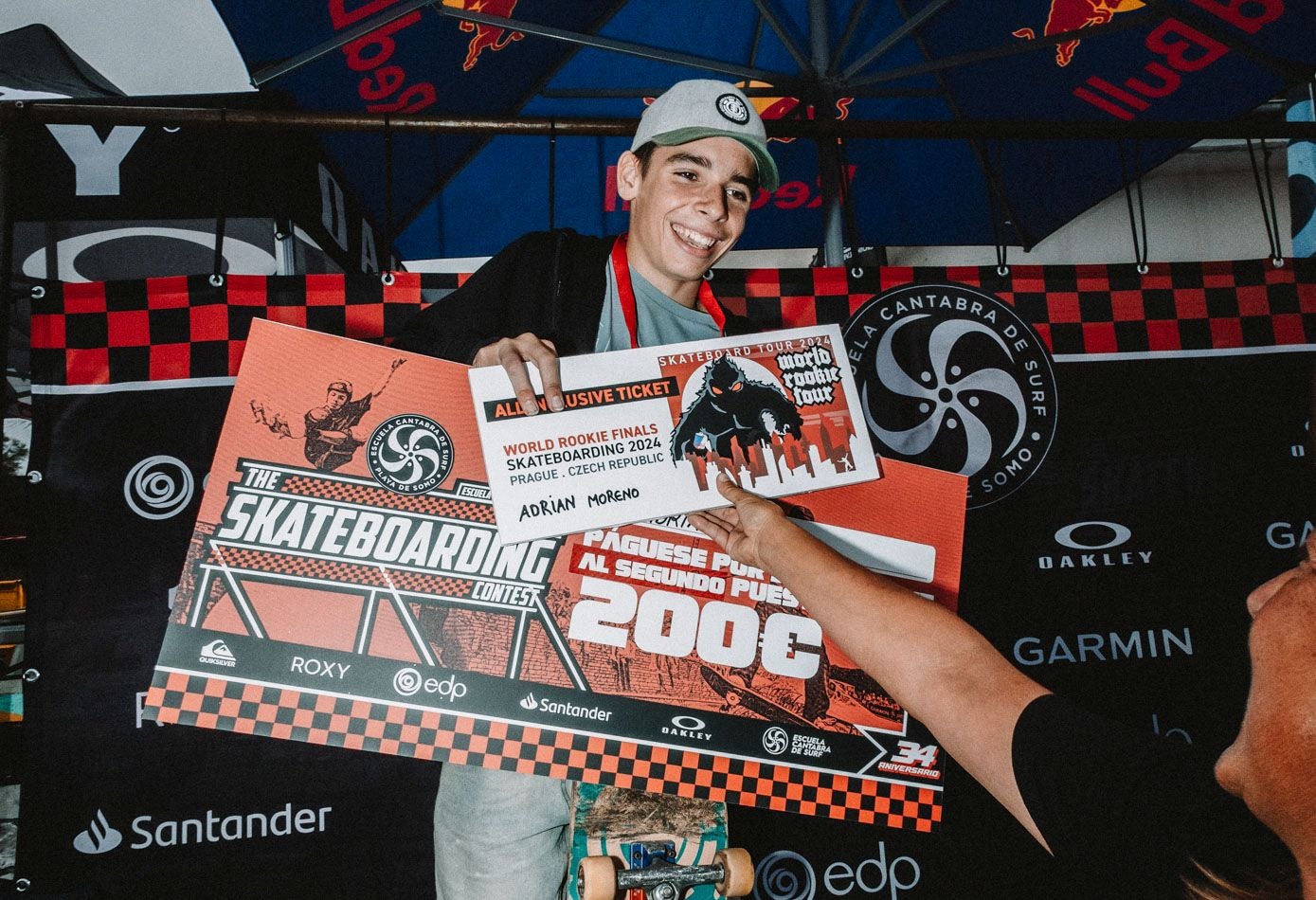 El segundo puesto de Adrián Moreno está premiado además con una de las dos plazas que dan acceso directo a la final del World Rookie Tour, que se celebrará en Praga.