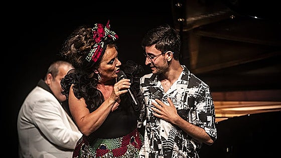 Maestros y aprendices embelesan a un público entregado en el Festival Iberoamericano Ribadedeva en Danza