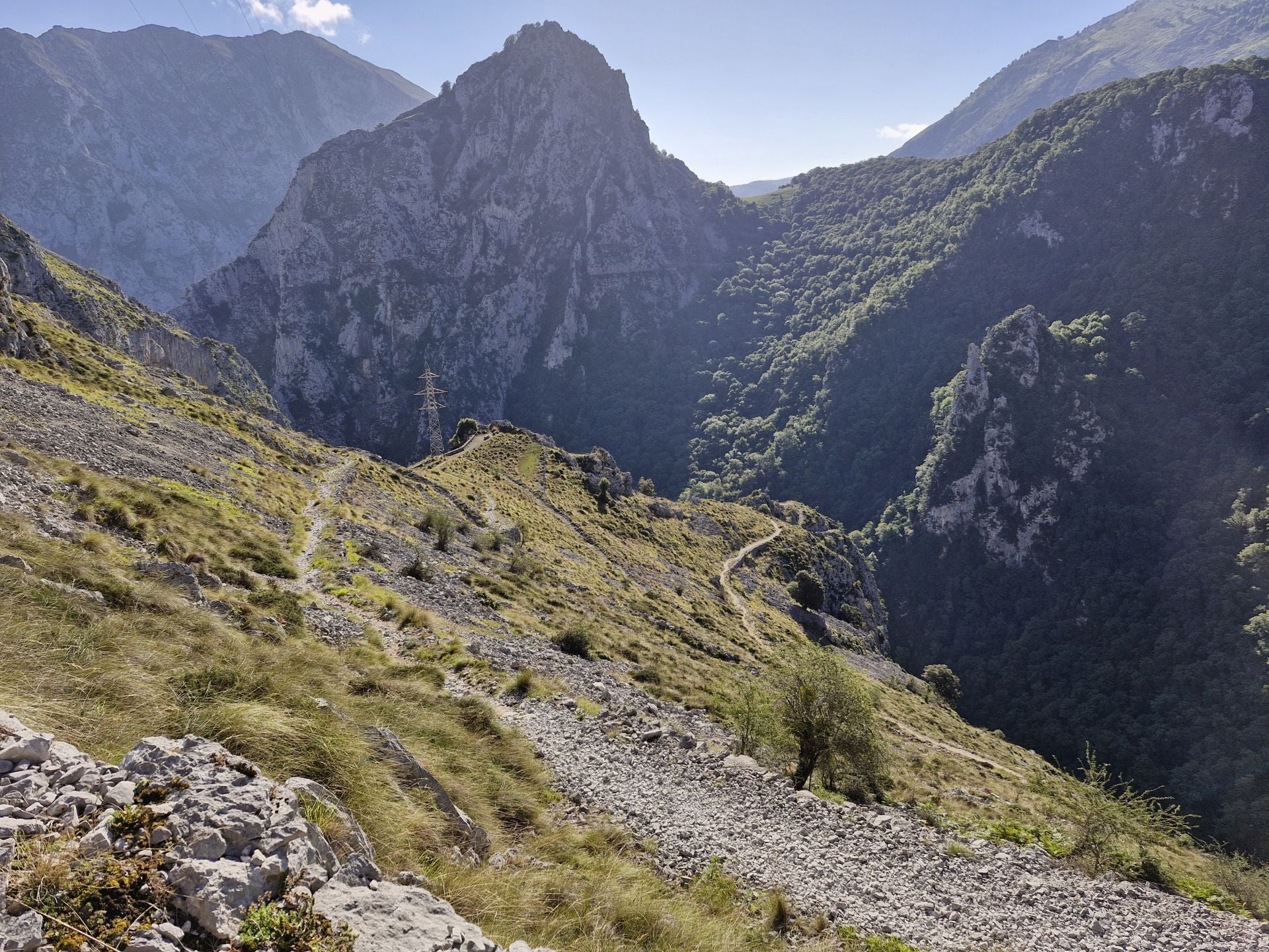 La ruta entre Urdón y Tresviso, en imágenes