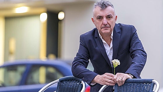 'El mejor libro del mundo', el regreso de Manuel Vilas, se presentará en Santander