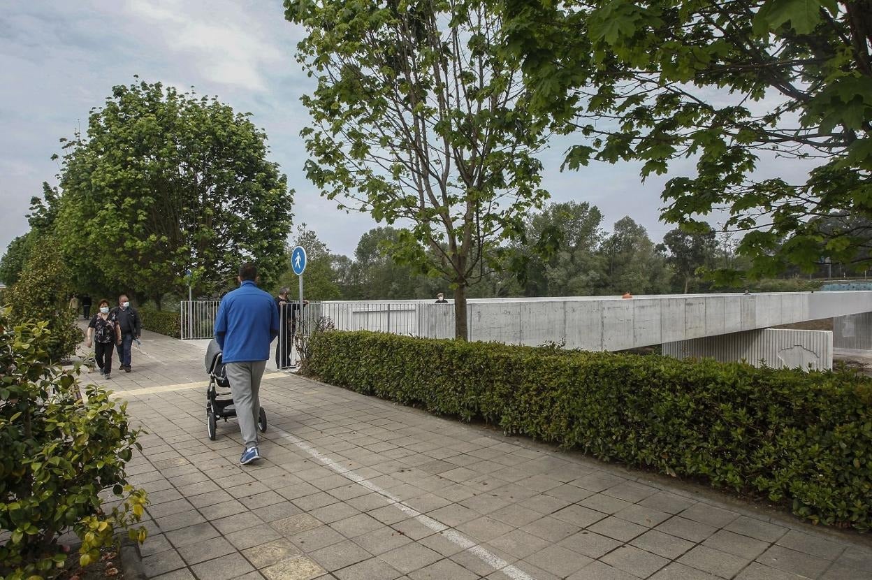 Paseo del Bulevar Ronda a la altura de La Lechera.