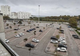 El aparcamiento de El Sardinero, en la explanada anexa a los Campos de Sport.