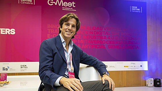«La aspiración es que el taxi de Cantabria se una también a la plataforma de Cabify»