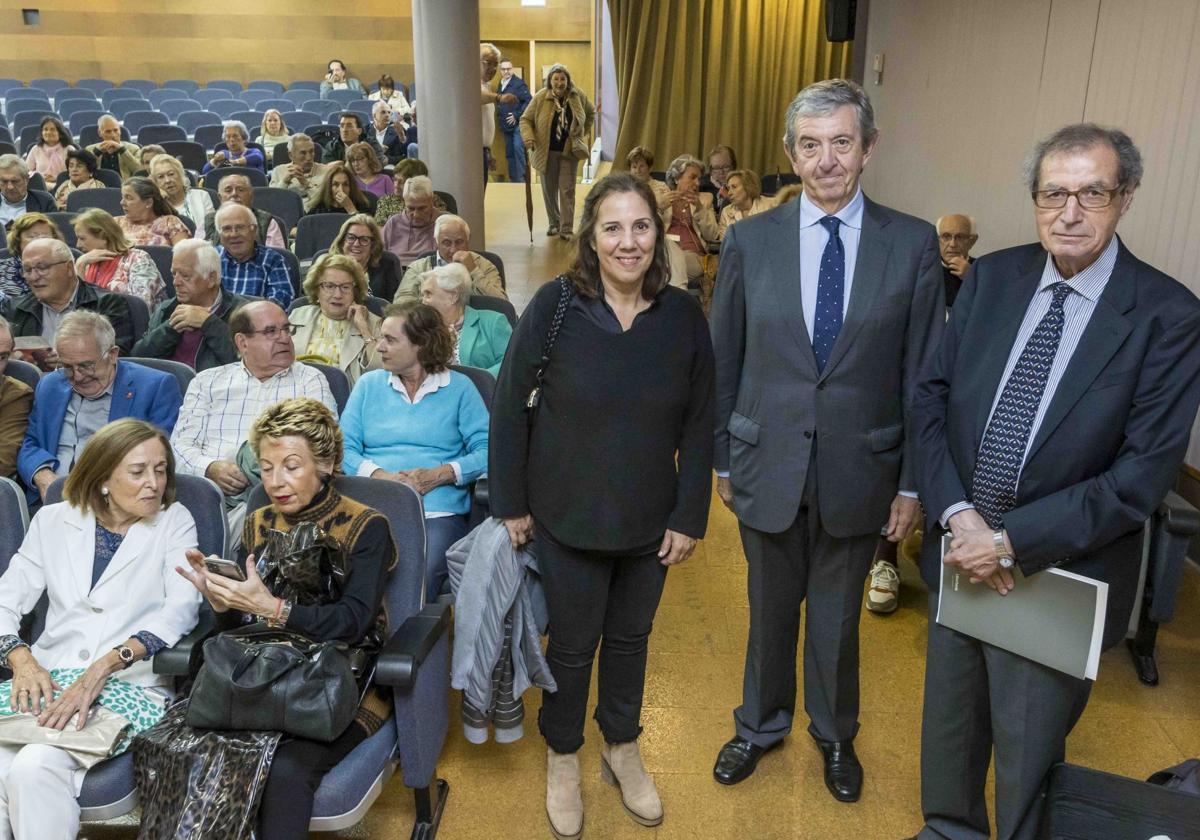 Lola Gallardo, Luis Revenga y Manuel Ángel Castañeda.