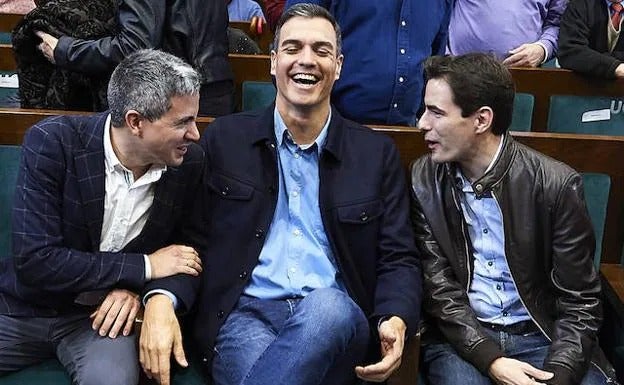 Pablo Zuloaga, Pedro Sánchez y Pedro Casares.