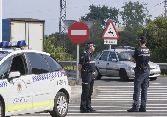 Policía Local de Santoña.