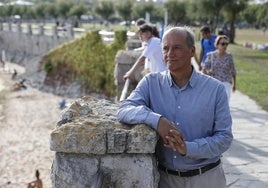 El escrito Gustavo Martín Garzo, en una de sus últimas visitas a Cantabria, donde regresa este martes con su nuevo libro.