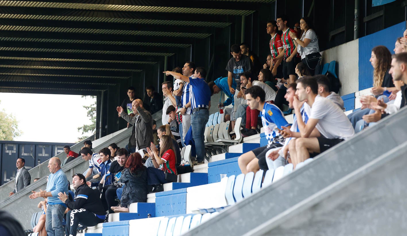 Los aficionados animaron a su equipo durante los 90 minutos a pesar de la derrota