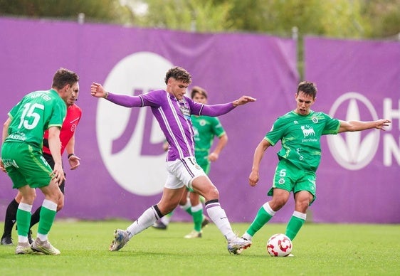 El Rayo Cantabria no supera a un Valladolid B con diez jugadores más de medio partido