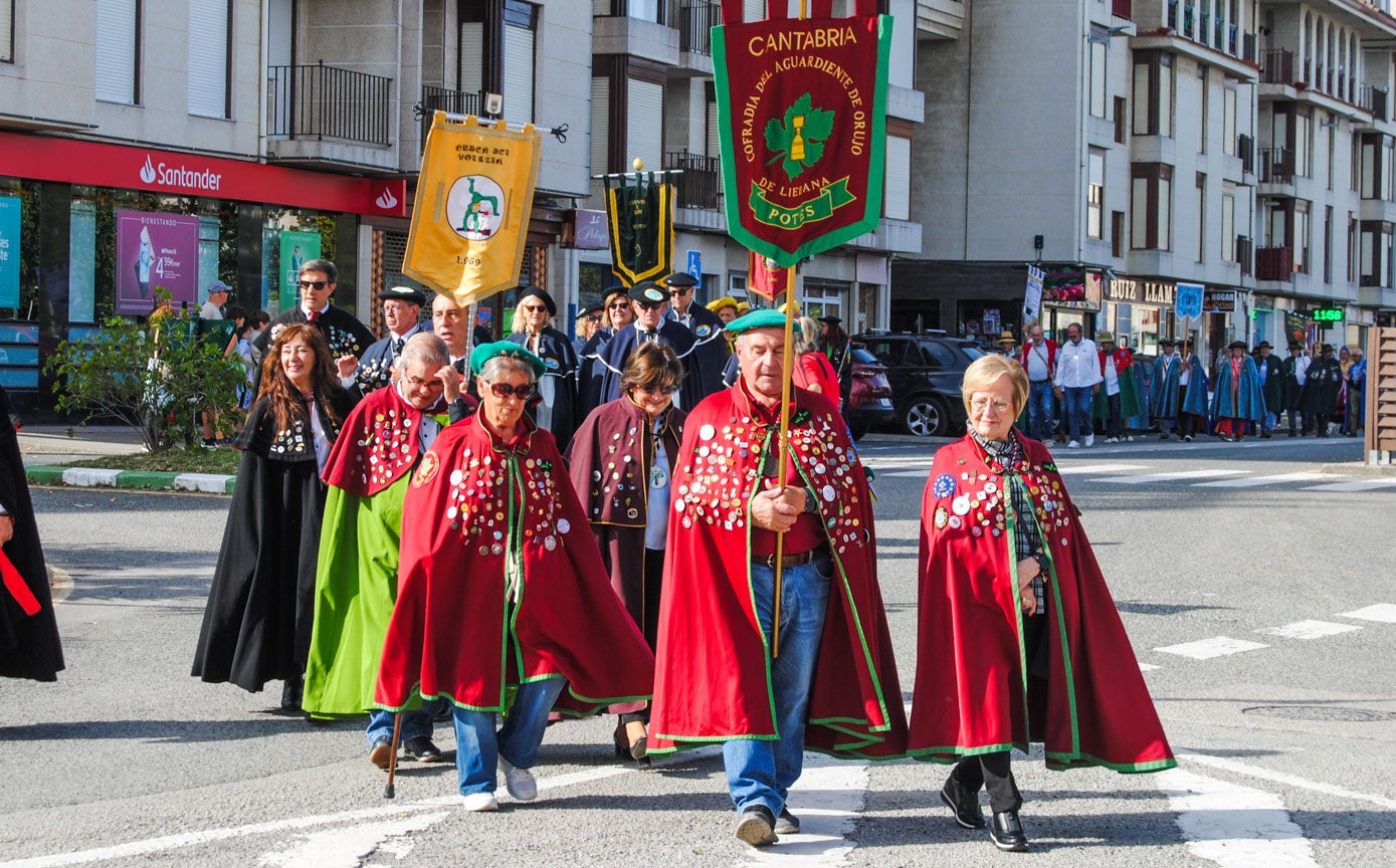 Los integrantes del Orujo de Potes son fieles a la cita nojeña, a la espera de su fiesta el próximo mes de noviembre. 