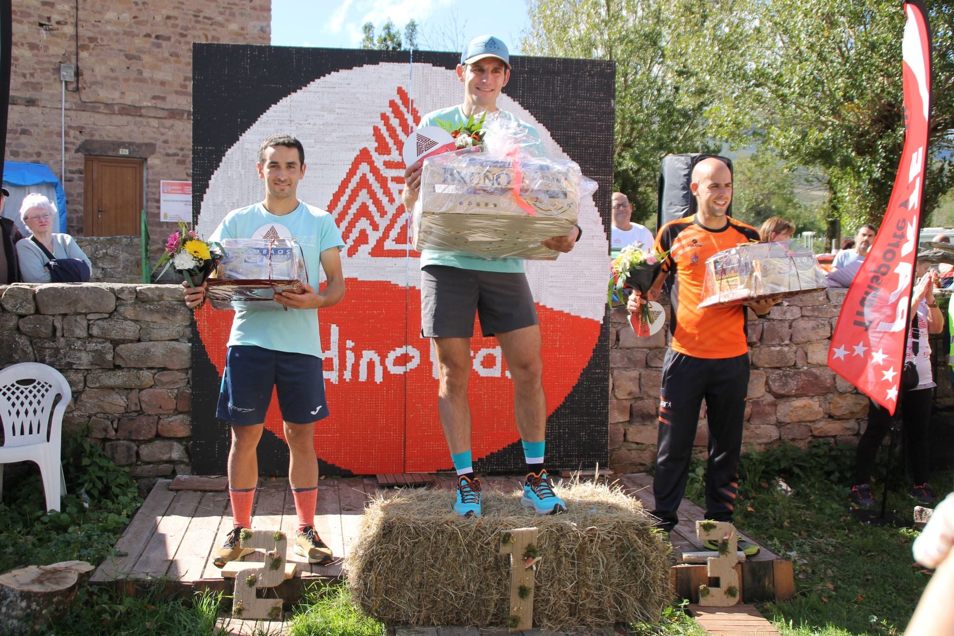 Raúl Díaz, Víctor García y Juan Ruíz completaron el podio de la última prueba de la copa, el Endino Trail.