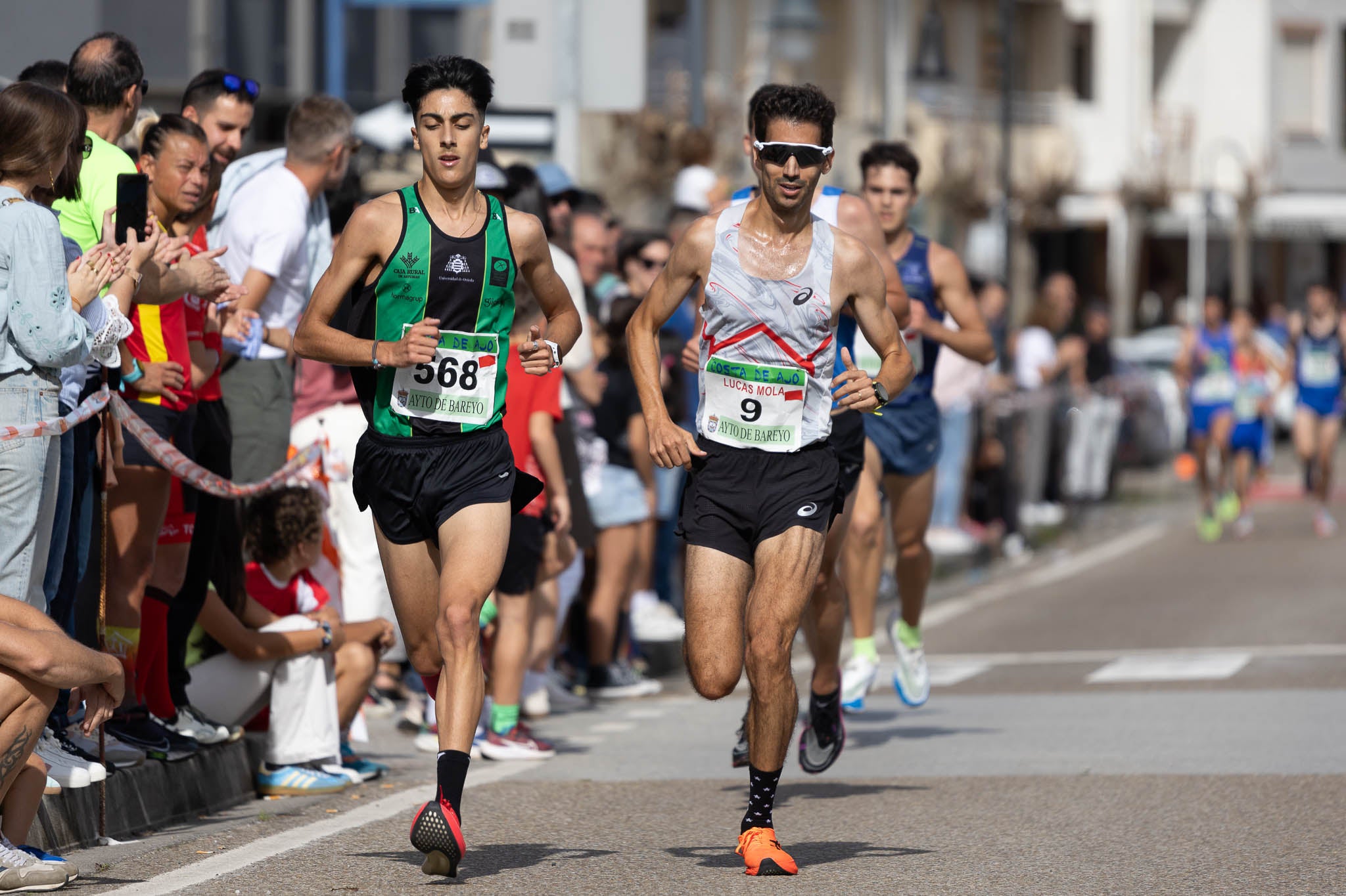 Jaime Bueno (568) y Lucas Mola.