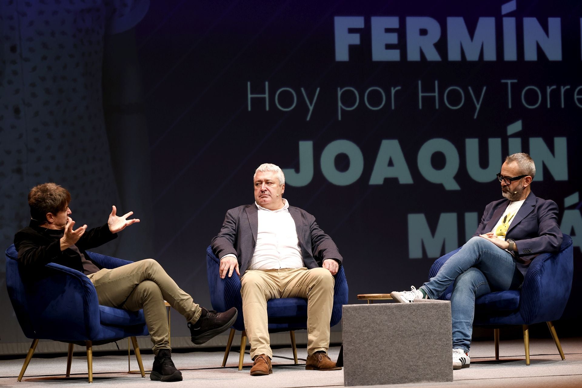 Juan Carlos Ortega, Joaquín Díaz y Fermín Mier recuerdan noticias y anécdotas.