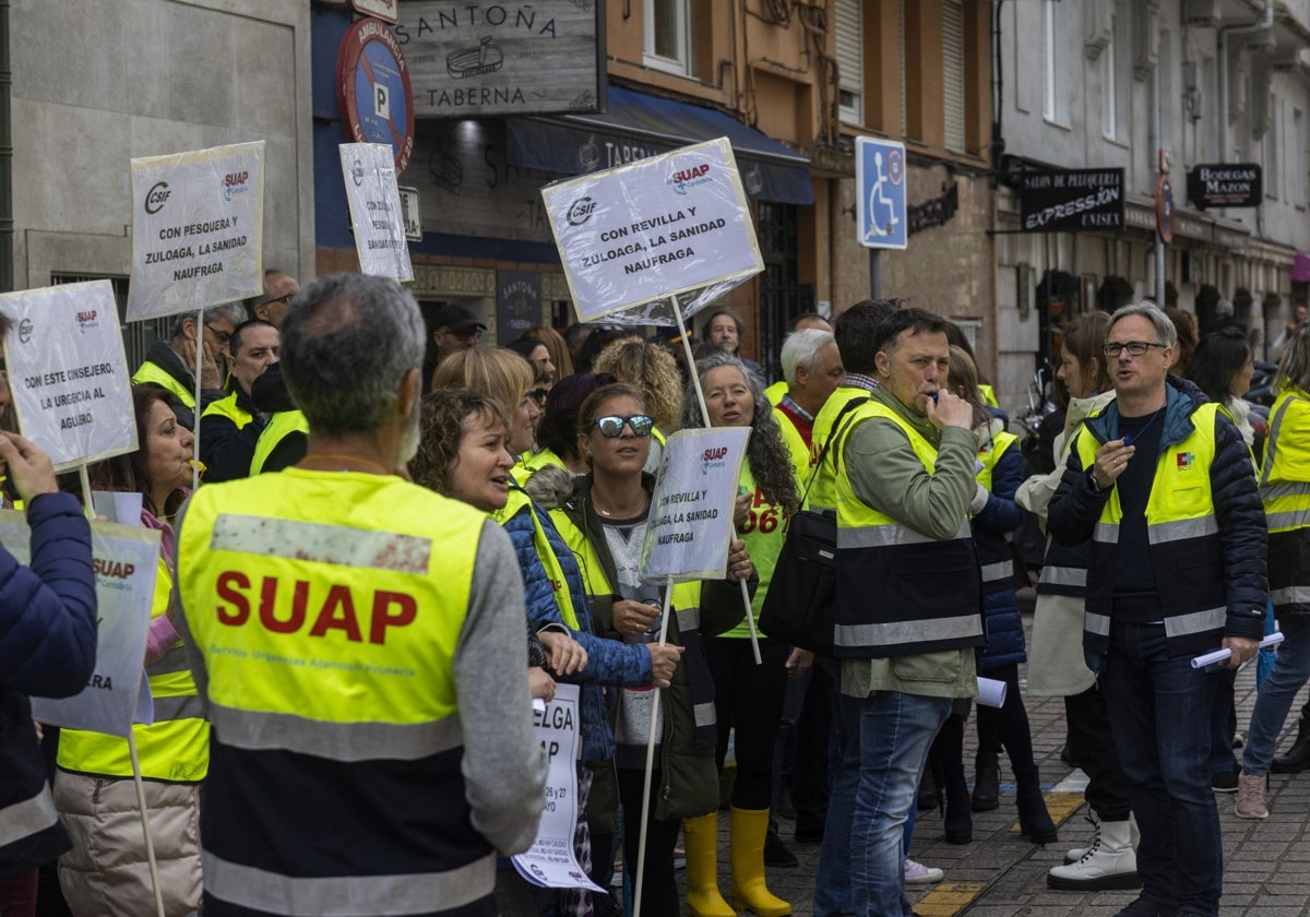 Protesta de los profesionales del SUAP, en mayo de 2023.