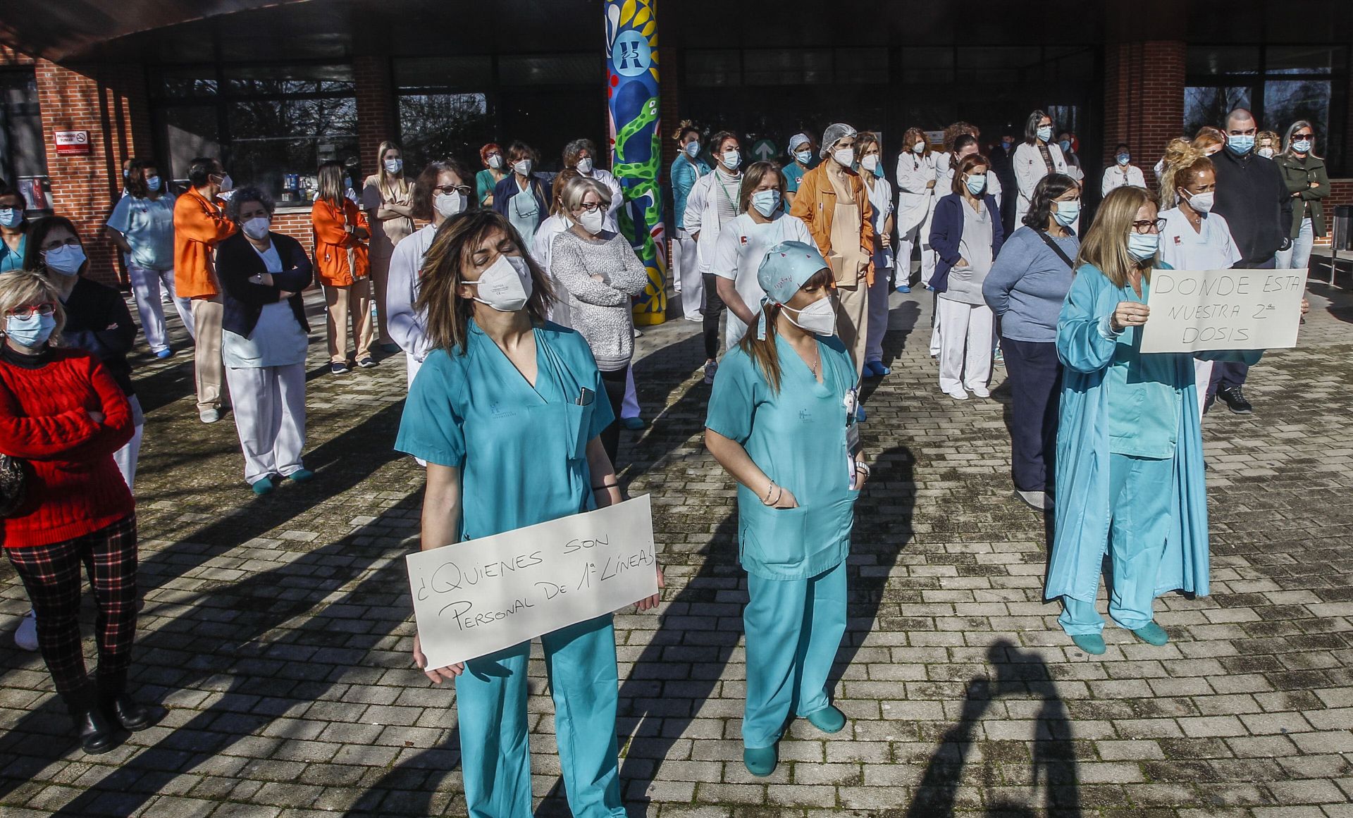 Protestas del personal sanitario durante la pandemia, en 2021, con motivo del orden establecido por la Administración para la vacunación contra el covid.