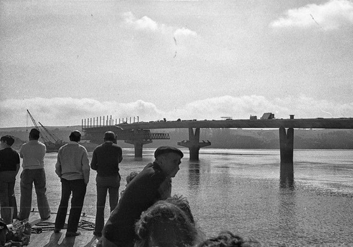 Un puente con casi medio siglo