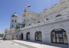 La Primera, en los bajos de El Casino, en una imagen de verano.