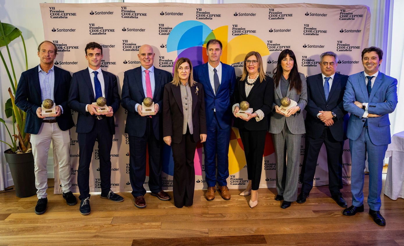 Luis Ortueta, Javier Pérez, Víctor de la Sota, María José Sáenz de Buruaga, Enrique Conde, Belén Campos, Sonia Garzón, Luis Ricardo Arija y Diego Ruiz.