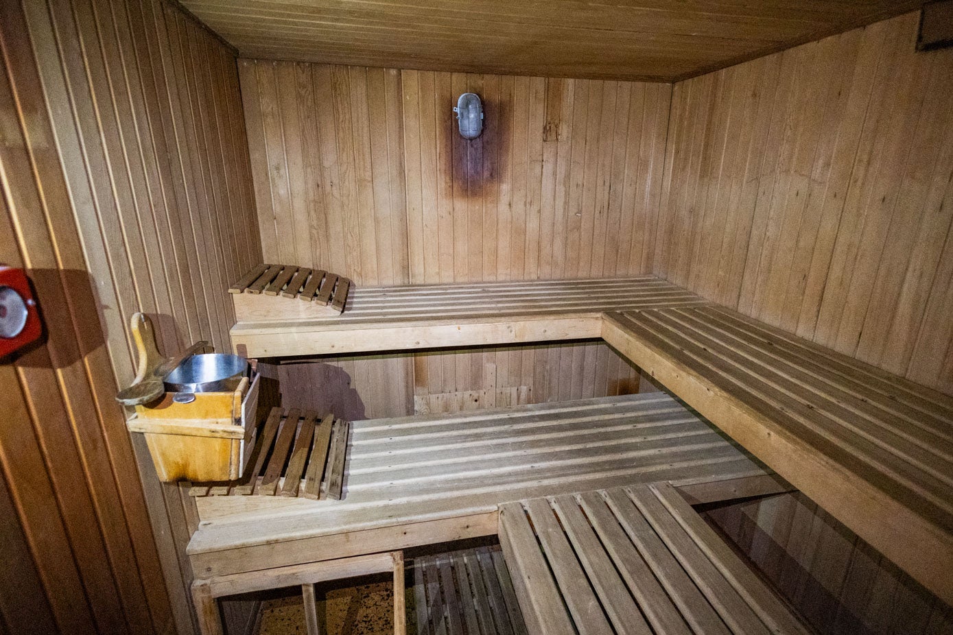 Los clientes del hotel pueden disfrutar de una sesión de sauna.