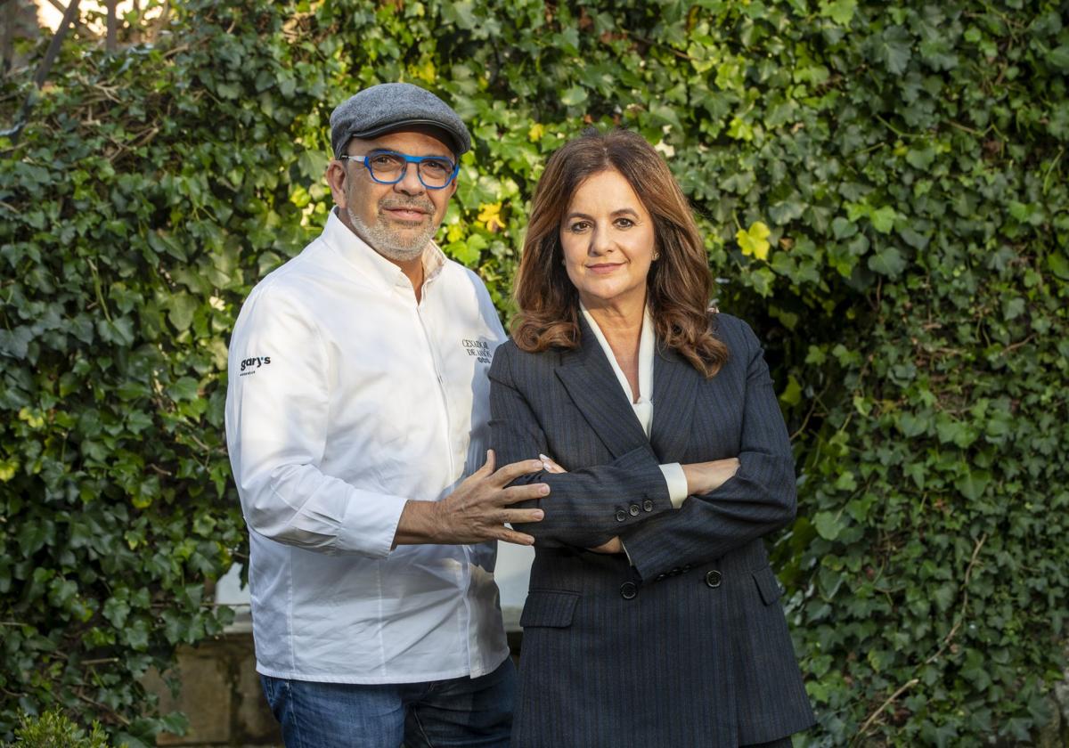 Jesús Sánchez y su mujer Marián Martínez, dirigen desde 1993 su templo gastronómico ubicado en una casa palacio del siglo XVIII en Villaverde de Pontones.