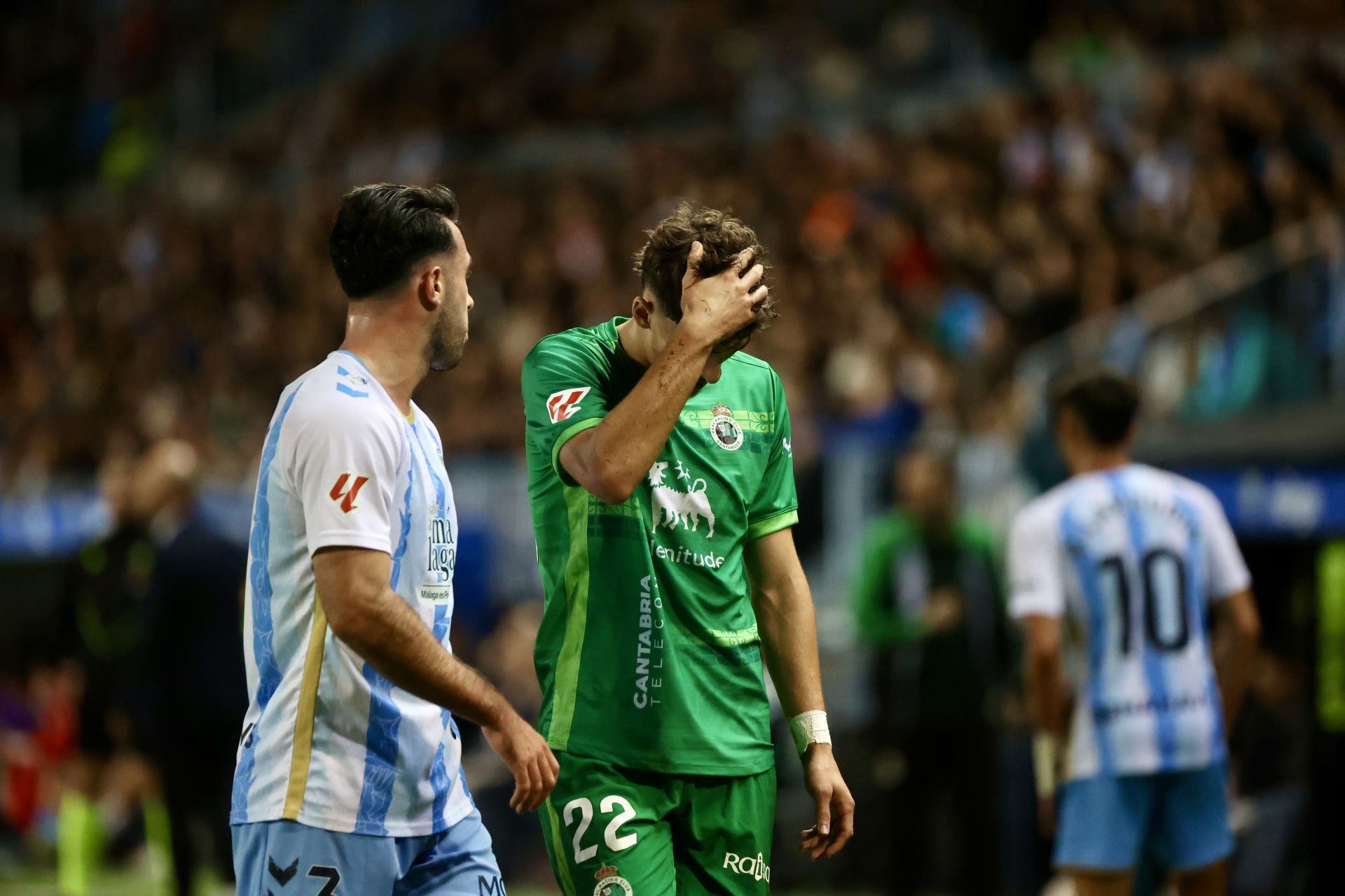 Pablo Rodríguez se lamenta tras una ocasión perdida. 