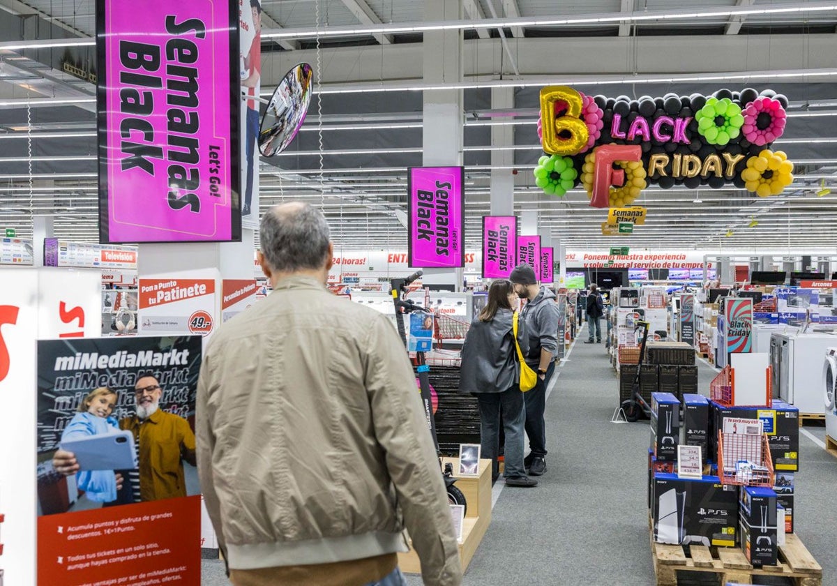 MediaMarkt Santander ya vive su semana de 'viernes negro'.