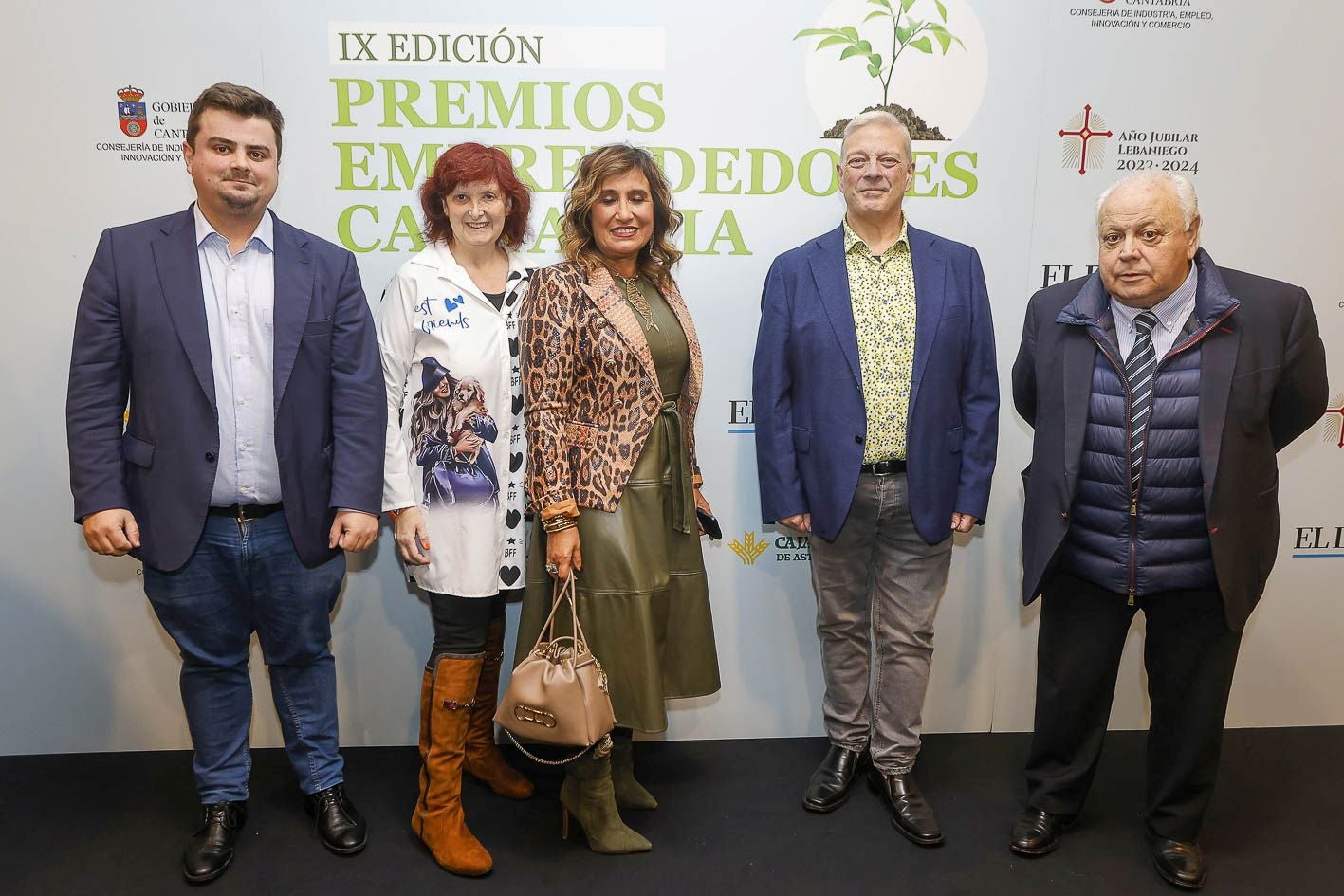 Miguel Ángel Vargas, Mercedes Muñoz, Asunción Gutiérrez, Julián Crespo y Joaquín Blanco.