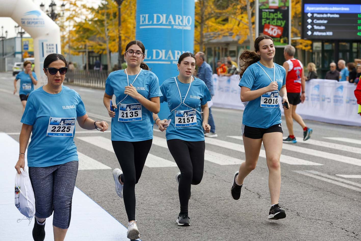 Búscate en la Carrera Popular de El Diario Montañés