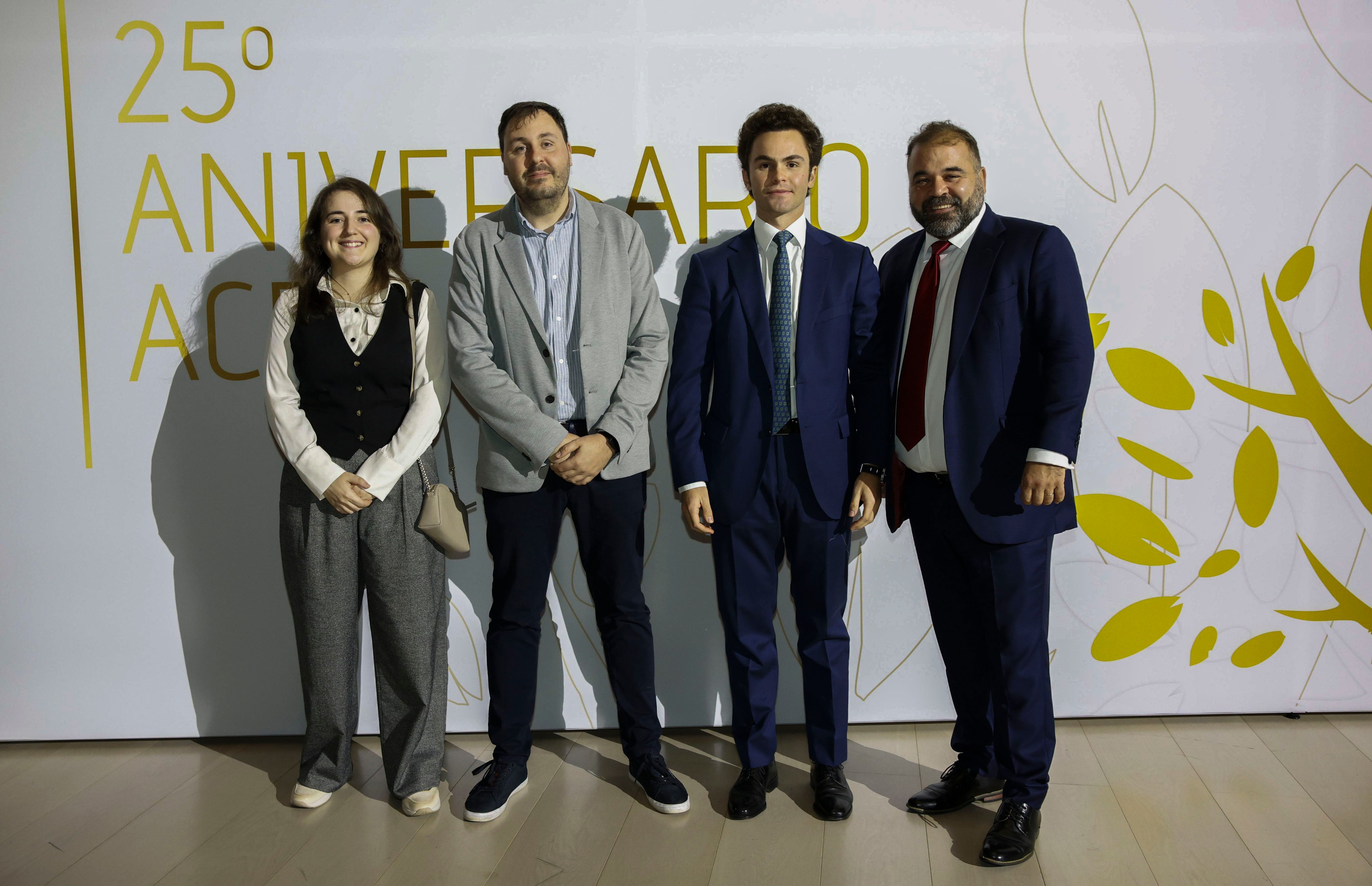 Nuria Inguanzo, Pablo Palmeiro, Diego Valle y David Apolo.